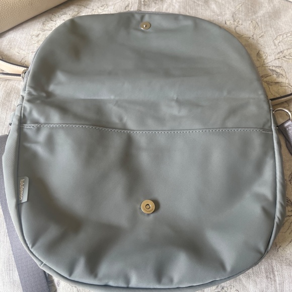 Lululemon - Picture 2 of 3